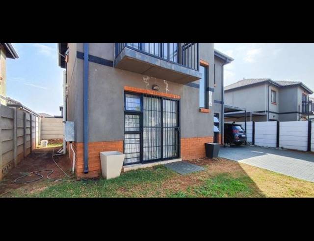 4 BEDROOM HOUSE FOR SALE IN ALBERTSDAL